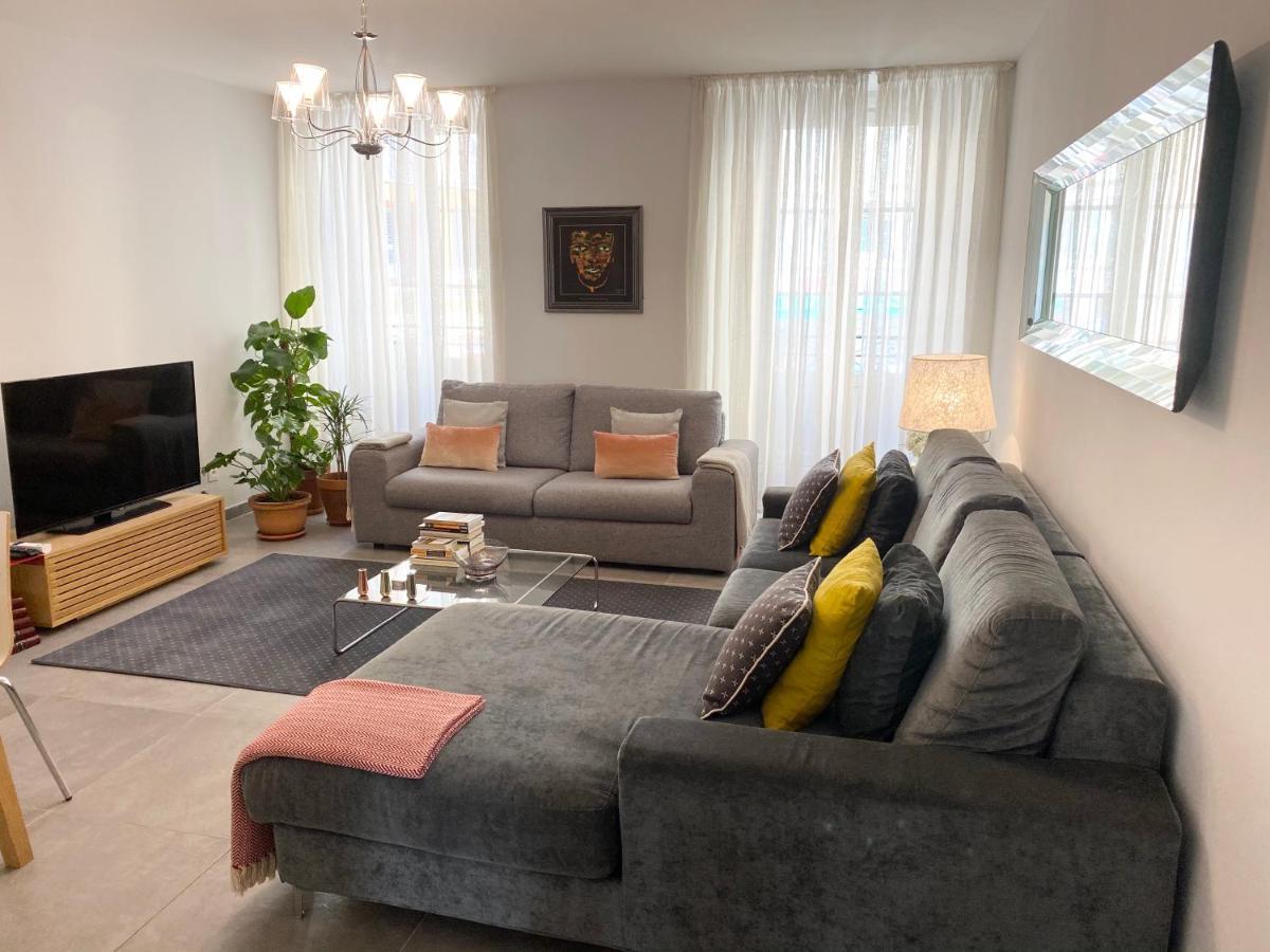 Appartement Cozy 2br Near The Port Of